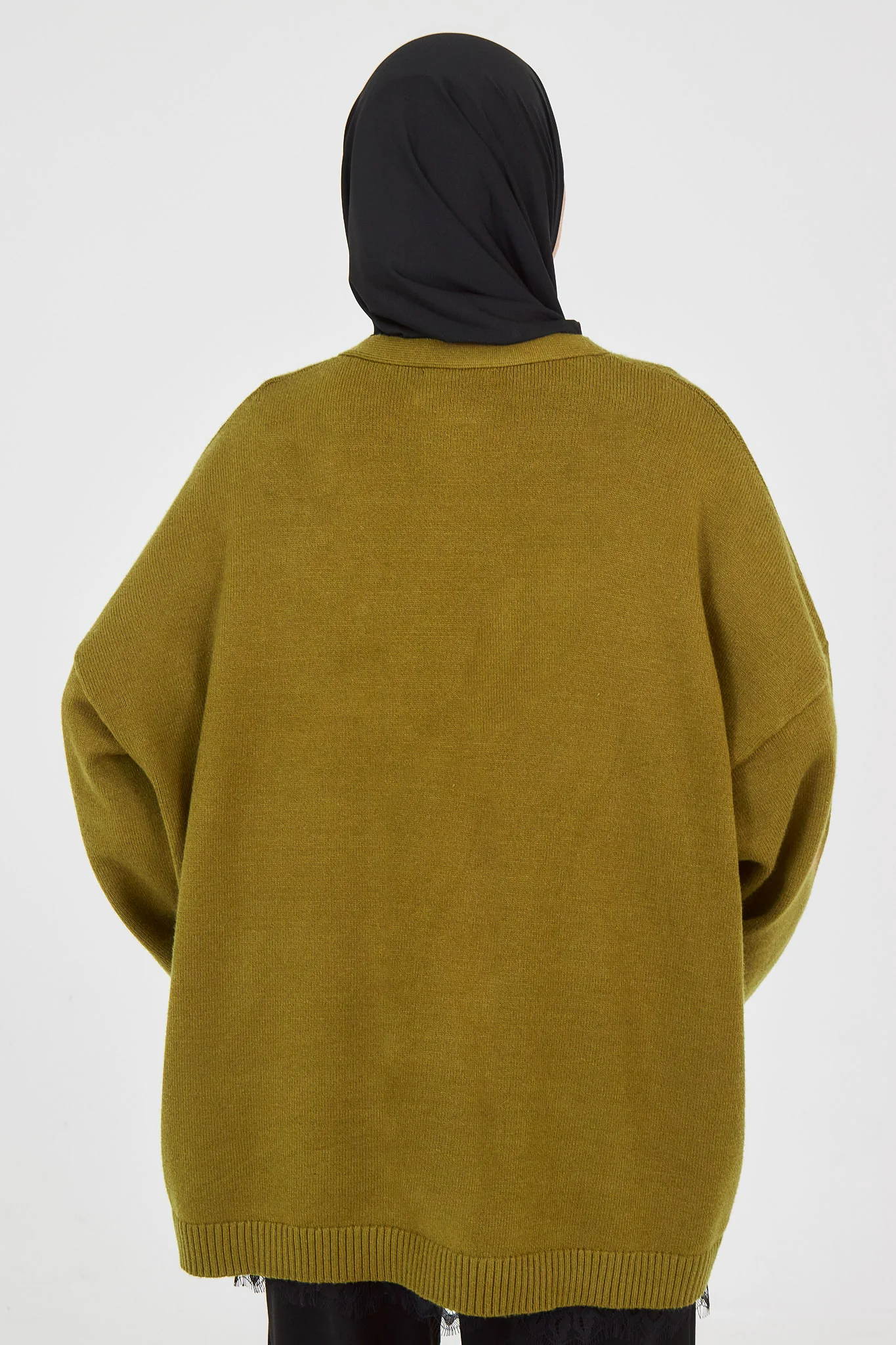 Le Cardigan Olive - Image 4
