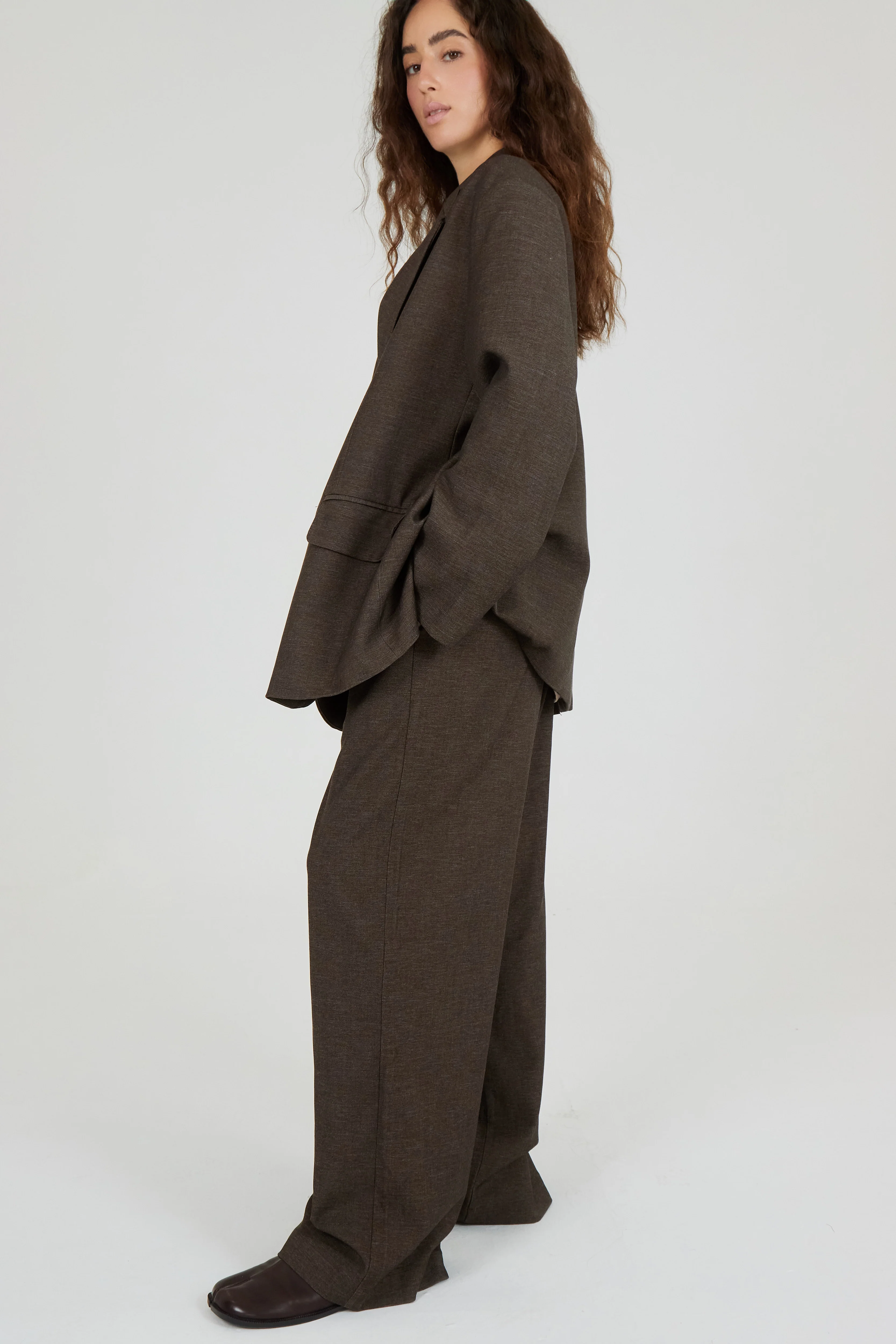 Le Pantalon City AW Brun - Image 4