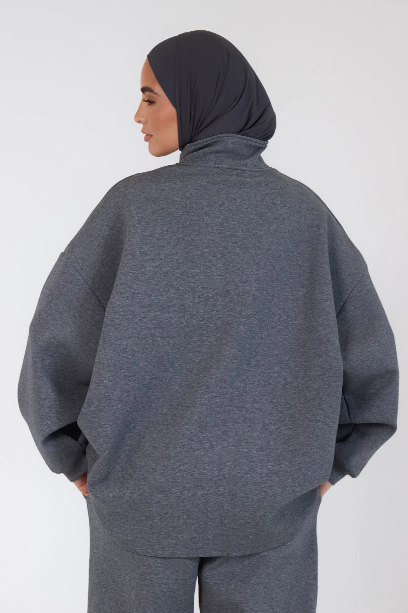 Le Sweat Zip Comfy Gris foncé - Image 3