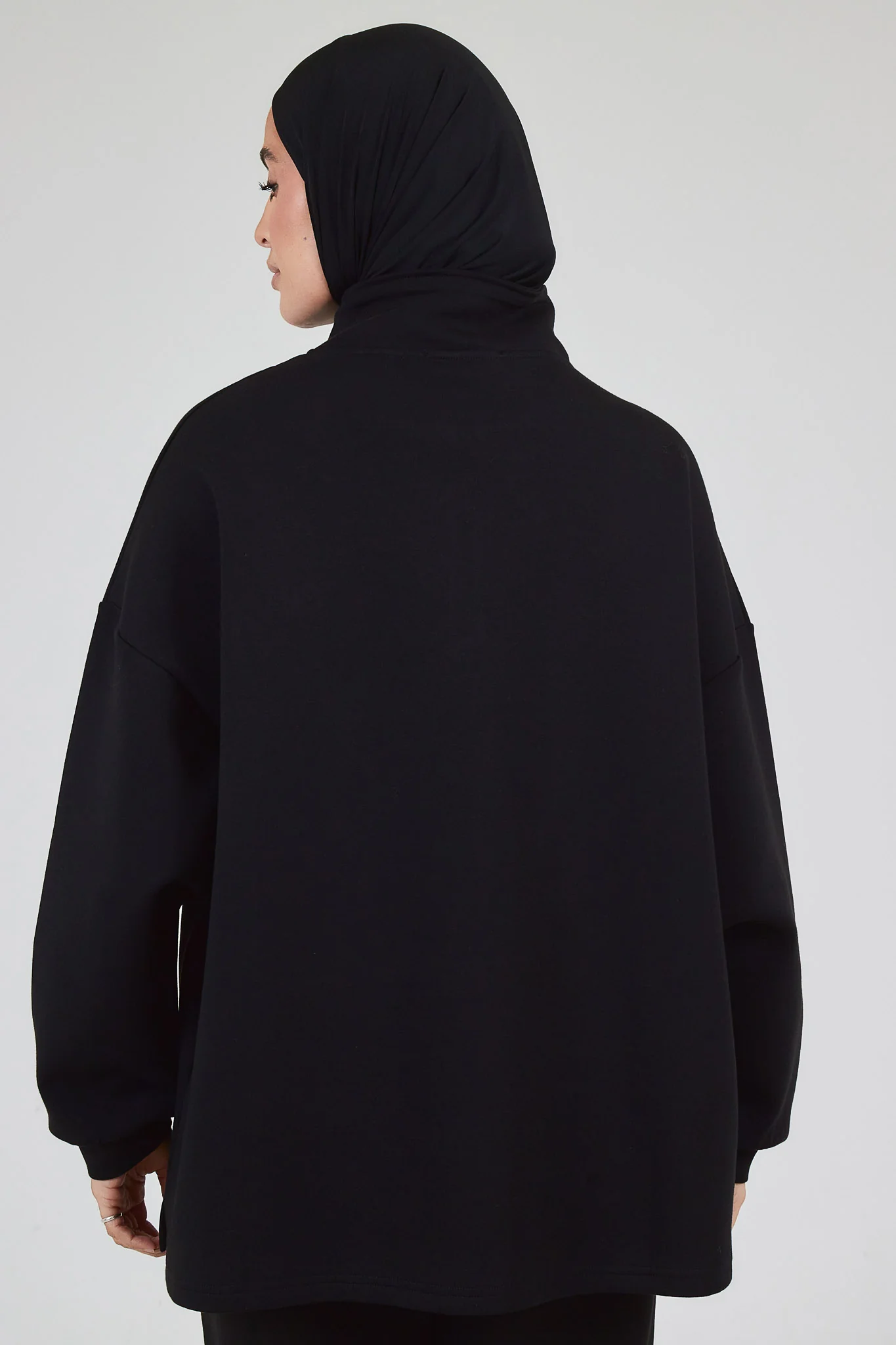 Le Sweat Zip Comfy Noir - Image 5