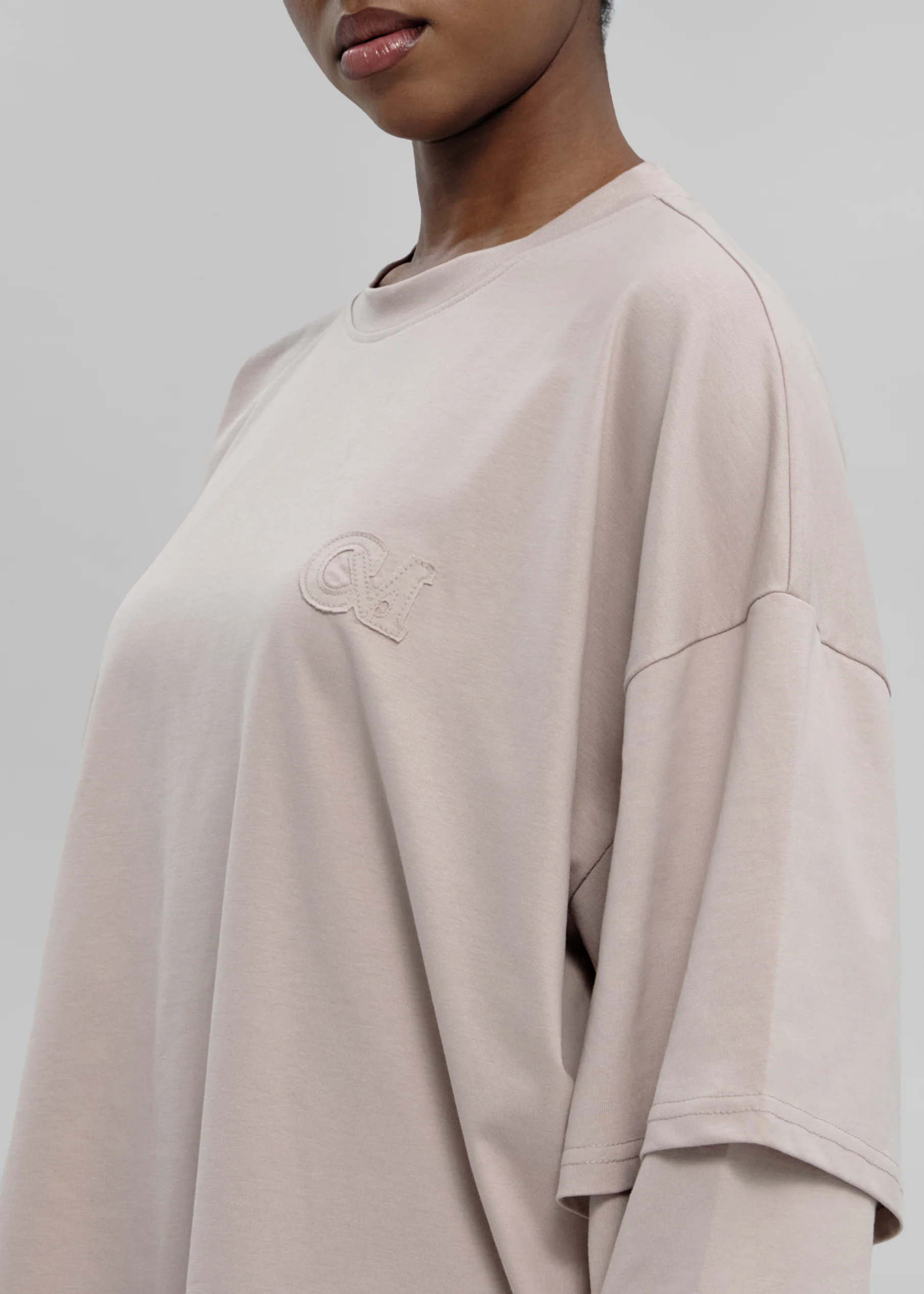 Le Top Layer Taupe - Image 4